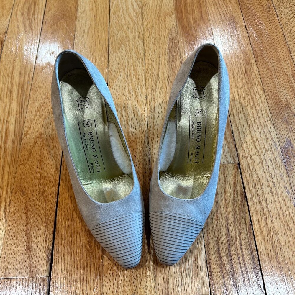 Bruno Magli Size 6B Women's Vintage Taupe Beige Tan Leather Suede Pumps Heels !
